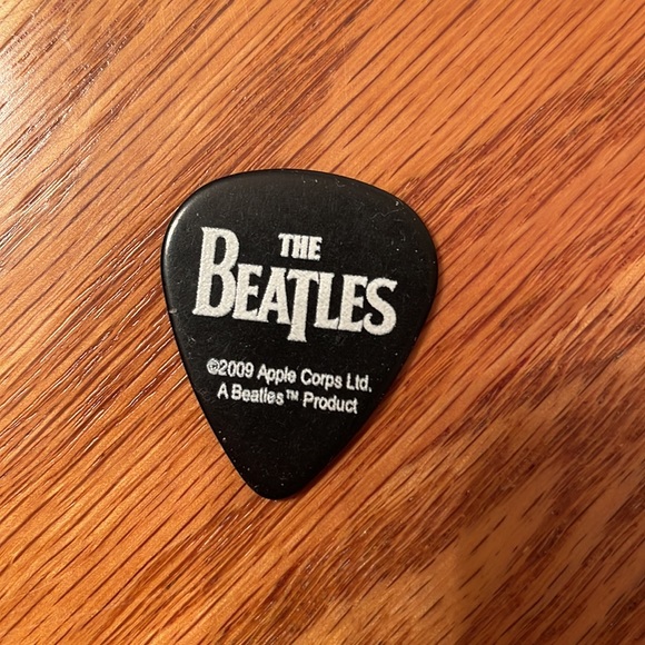 The Beatles Guitar Picks - Picture 2 of 3